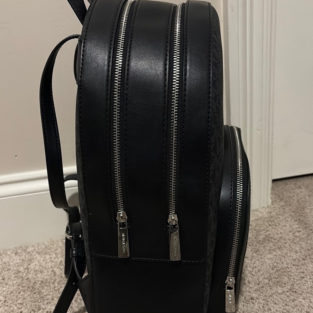 Michael Kors Black Quilted Backpack with matching wallet - Picture 7 of 15